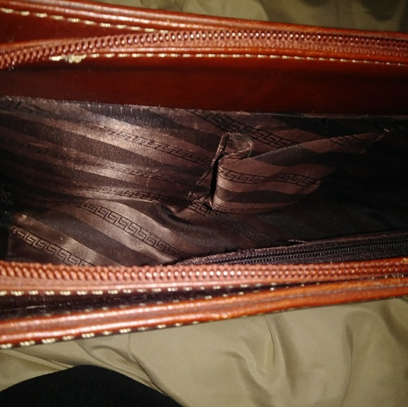 Gucci purse - Picture 5 of 5